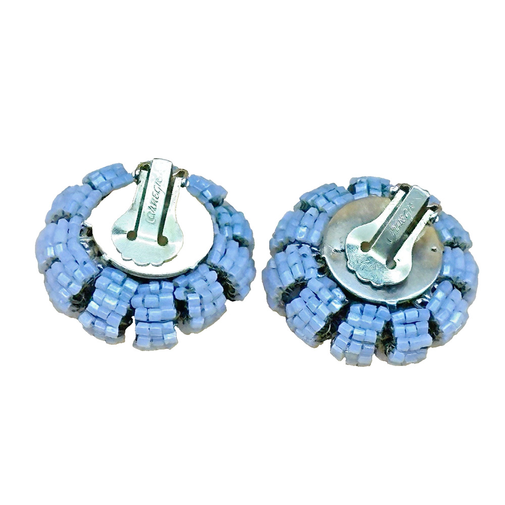 VTG Hattie Carnegie Vintage Clip On Earrings White Glass Bead Flower Cabochon - Picture 2 of 8
